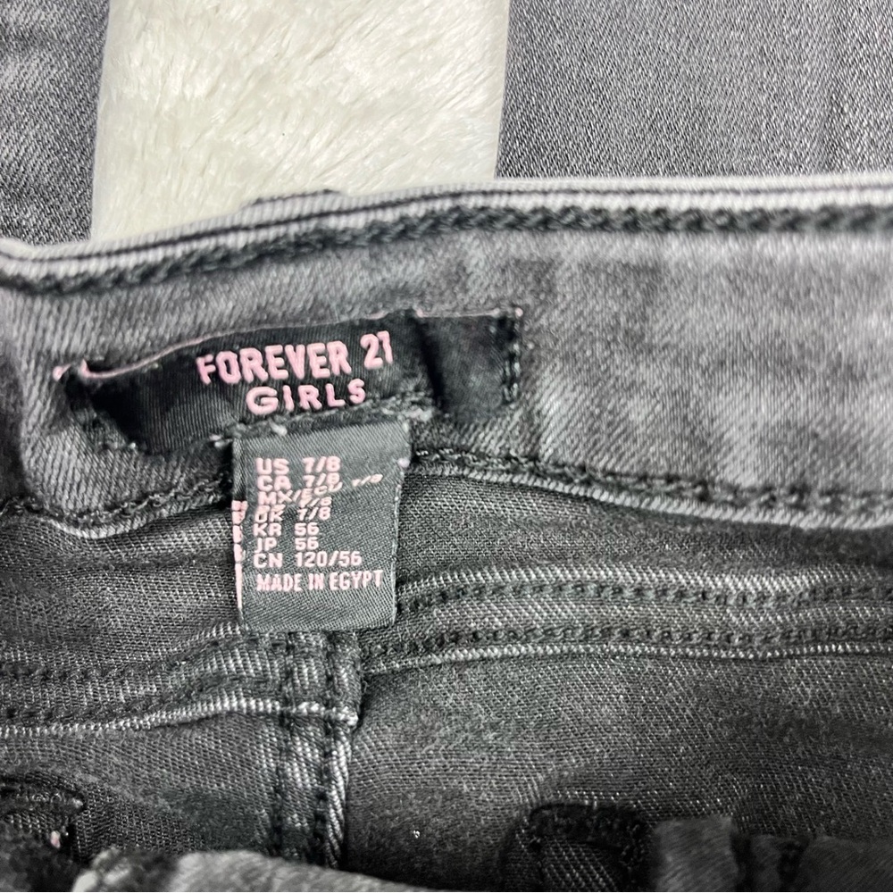 Forever 21 distressed skinny jeans - Picture 4 of 6